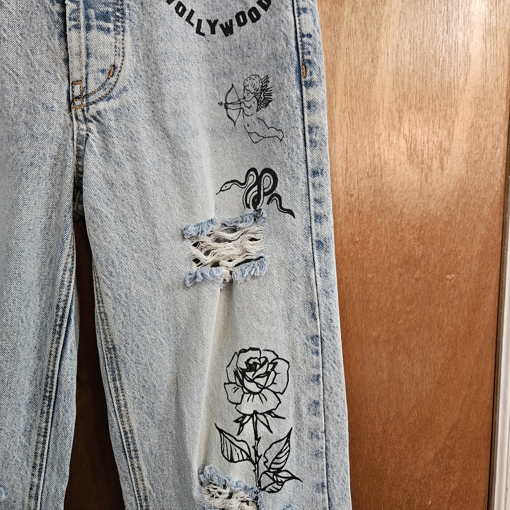 Revice Denim Jeans Sz 25 Distressed Graphics Hollywood Snake Rose Los Angeles - Picture 2 of 10